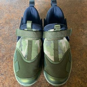 Jordan Trunner LX Premium Camo